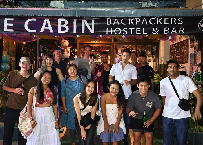 The Cabin Backpackers Hostel & Bar เชียงใหม่